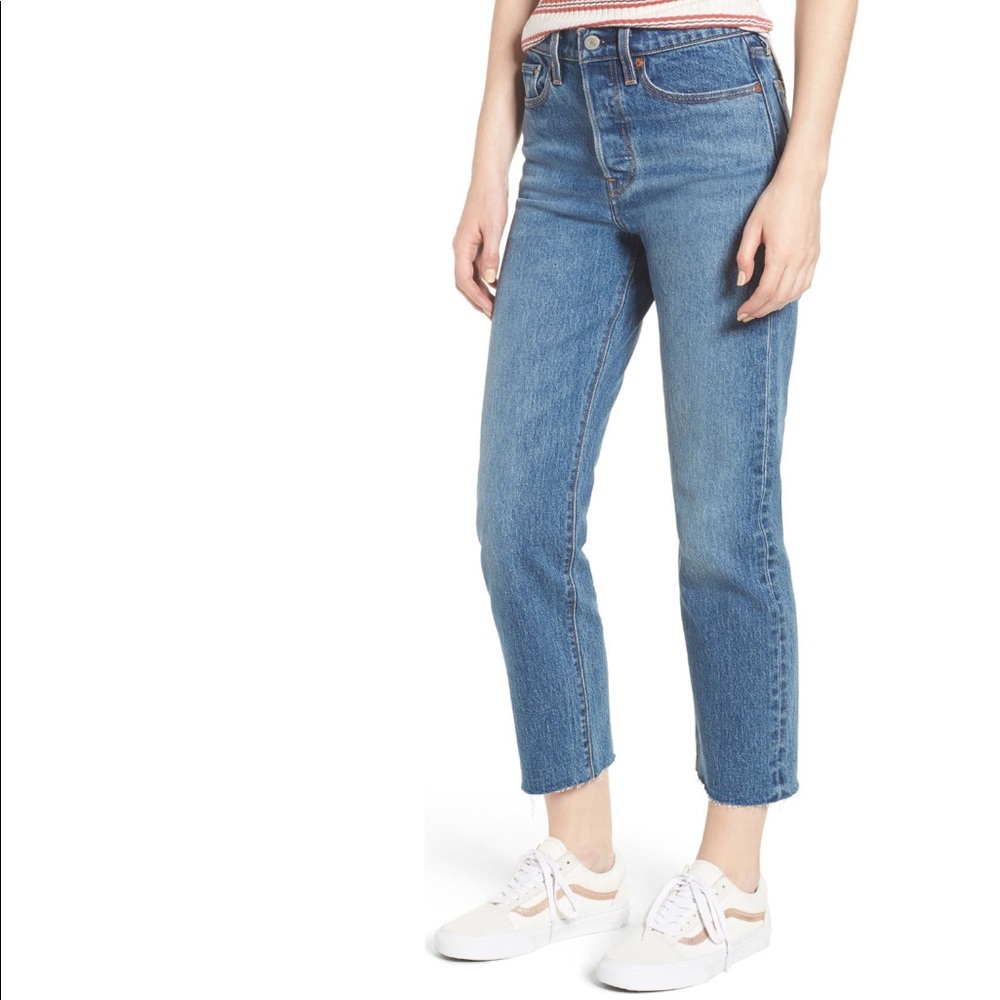 Levi’s Wedgie Raw Hem Straight Leg Jeans
